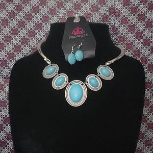 Necklace & earring combo